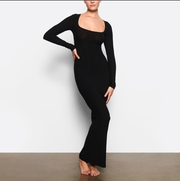 SKIMS Dresses & Skirts - Skims Soft Lounge LONG SLEEVE DRESS